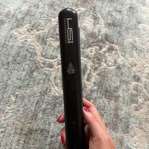HSI Professional E038 1 inch 1st Generation Ceramic Flat Iron Hair Straightener